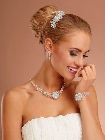 1645 N26 N21 Schmuck.jpg