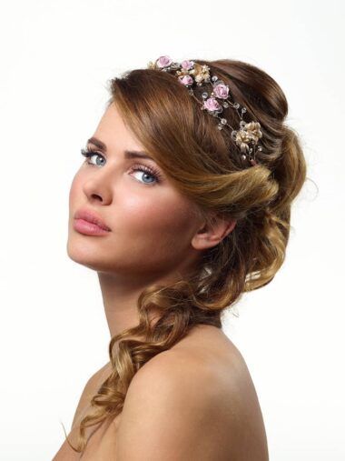 Brautschmuck Poirier 2019 vintage bluemen kranz ivory wedding hairhoop hair accessoires haaraccessires Bride to be neue verina brautmoden hille kollektion.jpg