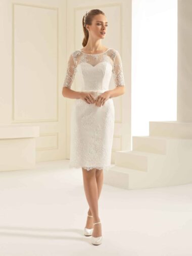 Greta Bianco Evento kurz Standesamt Blumenspitze Ärmel Herzausschnitt VeRina Brautmode in Hille