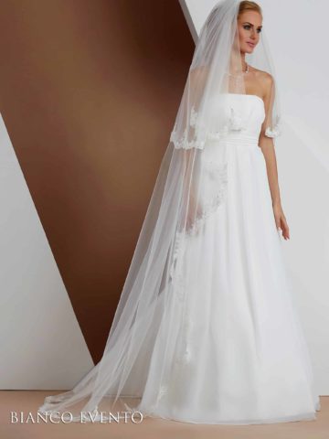 S167 Brautschleier.jpg