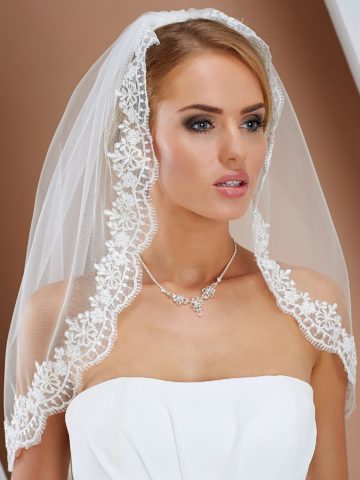 s104 Brautschleier.jpg