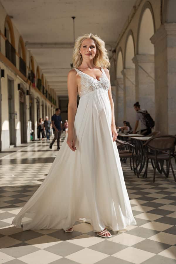 BS503 Fashion Queen Schwangerschaftskleid Brautkleid bei VeRina Brautmoden in Hille Rothenuffeln ivory Schleppe durchsichtiges Oberteil pailletten (2)