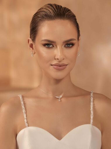 bianco evento dress straps 17000 60cm lang Perlen Glasperlen Strasssteinen bei VeRina Brautmoden in Hille Rothenuffeln(1)