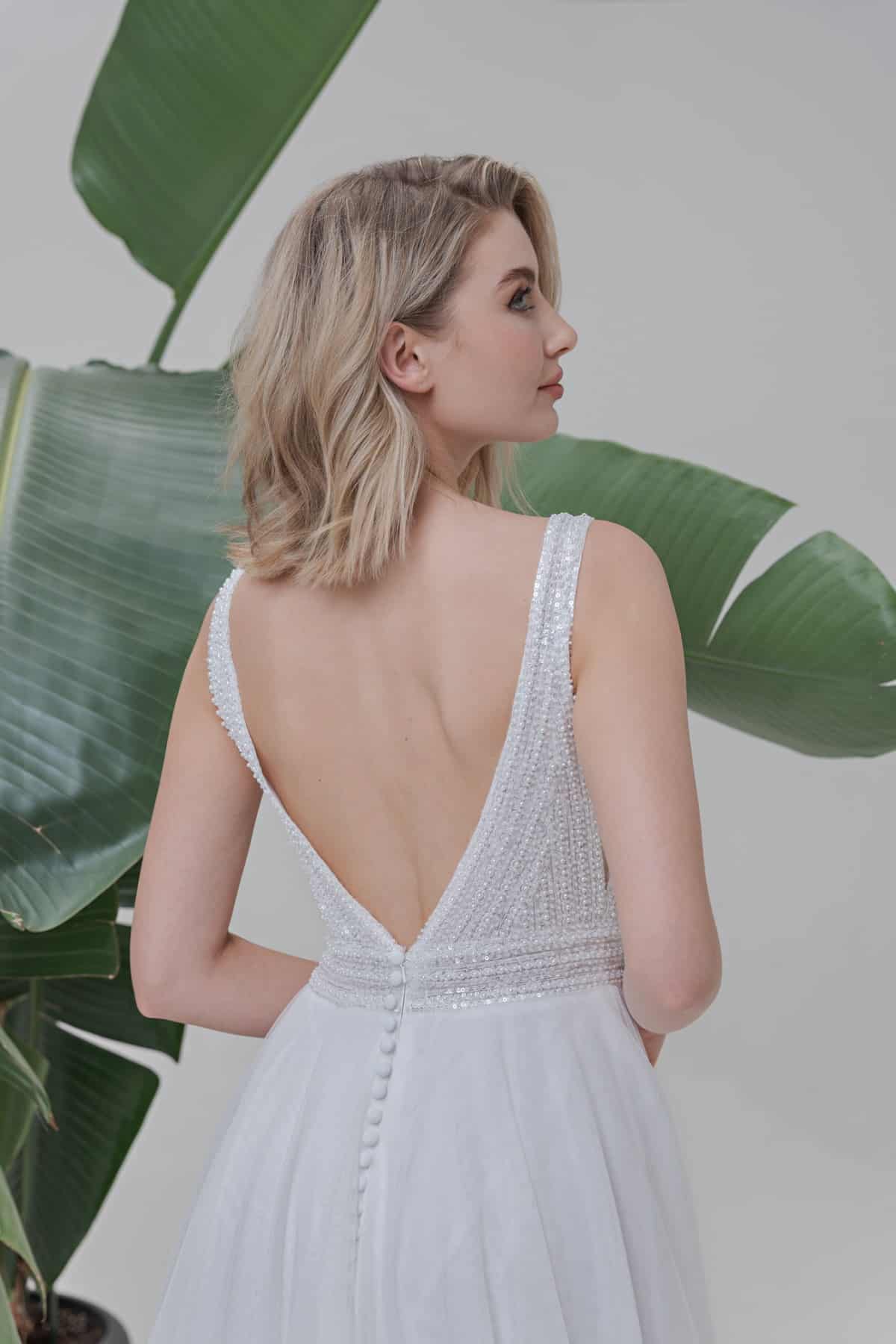 am137 Brautkleid Fashion Queen Fevronia bei VeRina Brautmoden in Hille Rothenuffeln Tüllkleid Softtüll Perlen Pailletten V Ausschnitt (1)