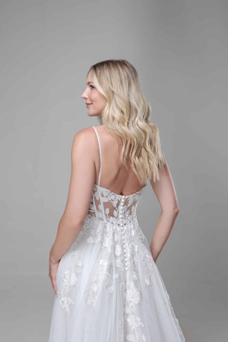 mgb199 Fashion Queen bei VeRina Brautmoden in Hille Rothenuffeln Softtüll Spaghettiträger Corsage Glitzer Tattoospitze (2)