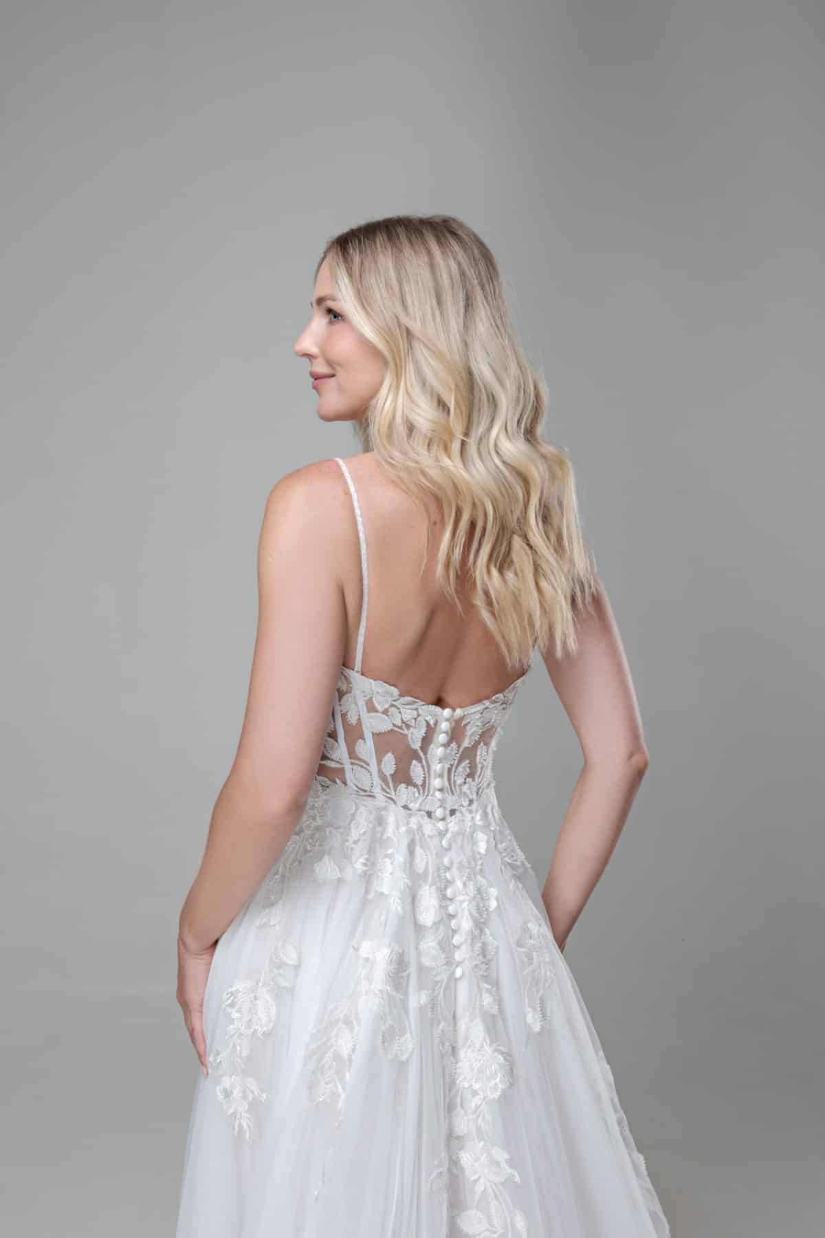 mgb199 Fashion Queen bei VeRina Brautmoden in Hille Rothenuffeln Softtüll Spaghettiträger Corsage Glitzer Tattoospitze (2)