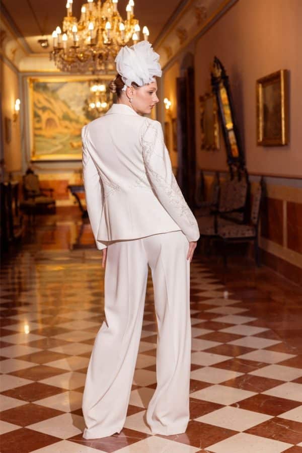 8066 Brauthose Monica Loretti bei VeRina Brautmoden in Hille Rothenuffeln Chiffonhose weites bein hoher Bund (2)