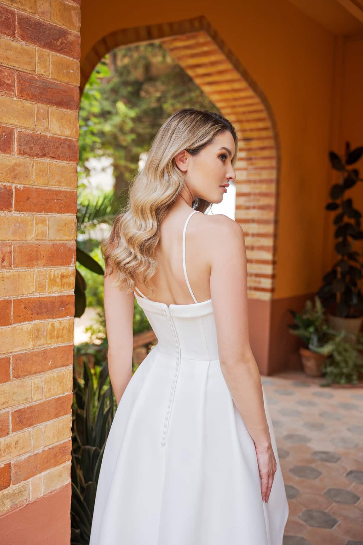 mgb226 Brautkleid Fashion Queen Miss beautiful bride bei VeRina Brautmoden in Hille Rothenuffeln kurz Schleifchen Spaghettiträger Standesamt (1)