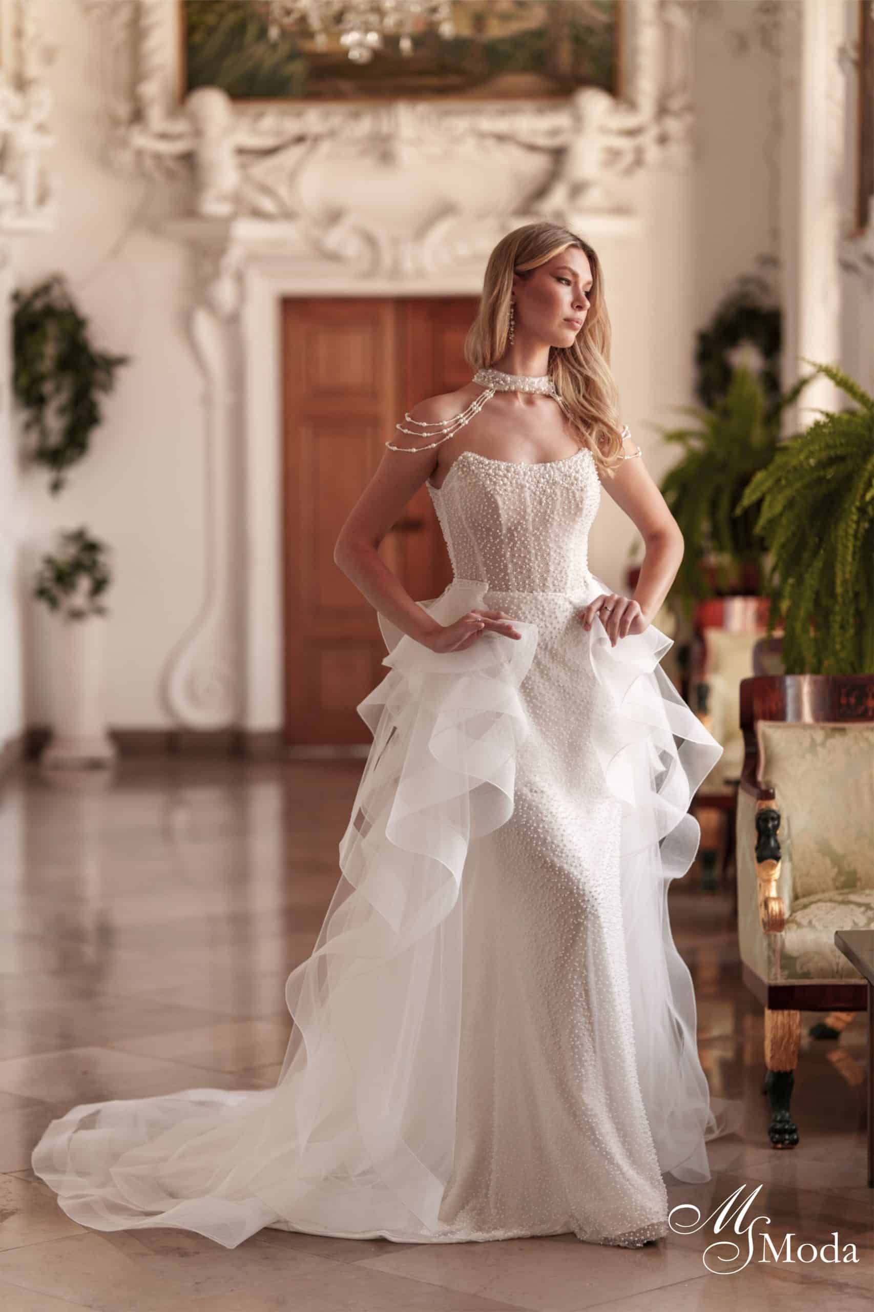 Fortuna Brautkleid MS Moda bei VeRina Brautmoden in Hille Rothenuffeln figurbetont Perlen Sichtbare Stäbe (5)