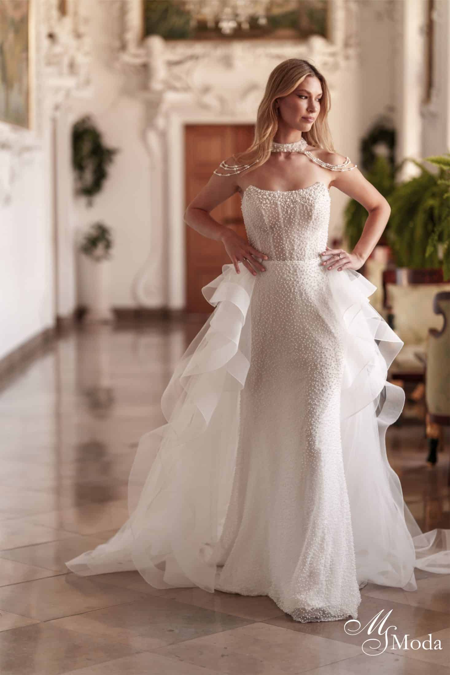 Fortuna Brautkleid MS Moda bei VeRina Brautmoden in Hille Rothenuffeln figurbetont Perlen Sichtbare Stäbe (6)