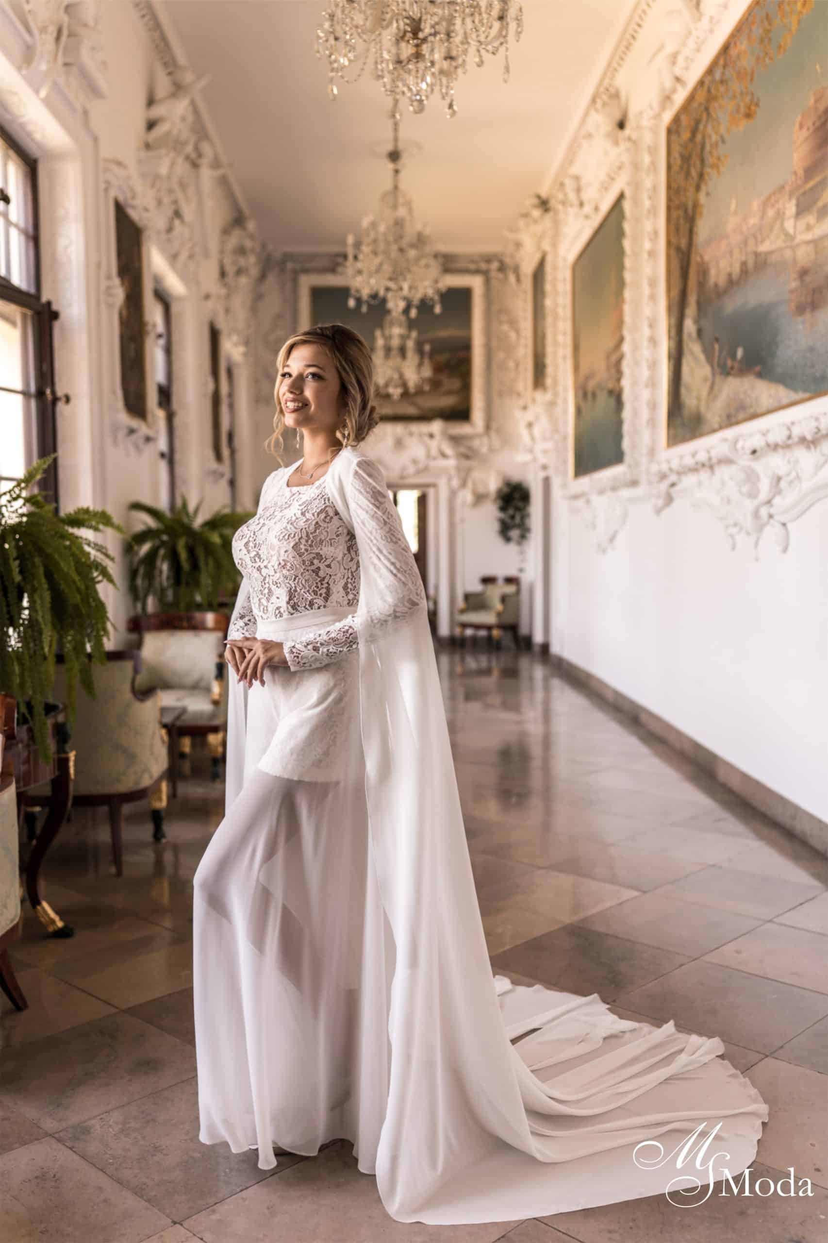 Jumpsuit Isabella MS Moda bei VeRina Brautmoden in Hille Rothenuffeln 3Teilig Chiffonhose lang Kurzer Spitzenjumpsuit Bolero mit langen Ärmel Chiffon